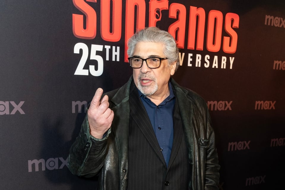 Muere Vincent Pastore, actor de Los Soprano, a los 80 años: es encontrado muerto en su casa