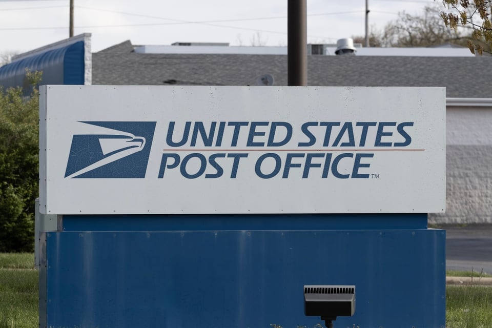 USPS cambia reglas para voto por correo pese al bloqueo judicial a orden de Trump