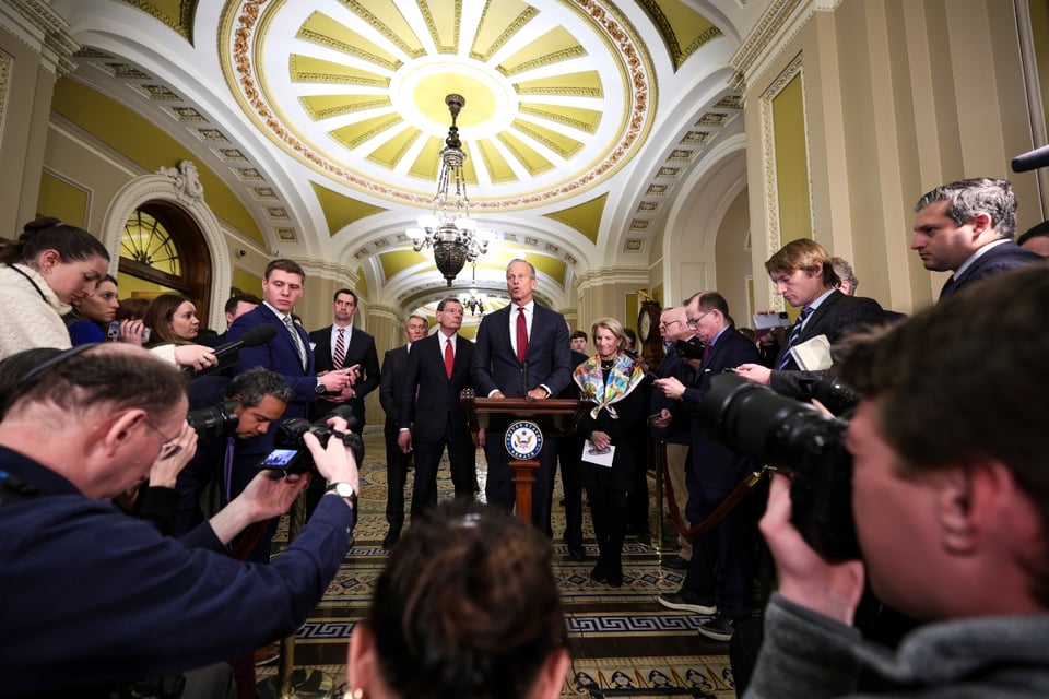 Republican Senators Close Ranks Around John Thune After Trump Attacks