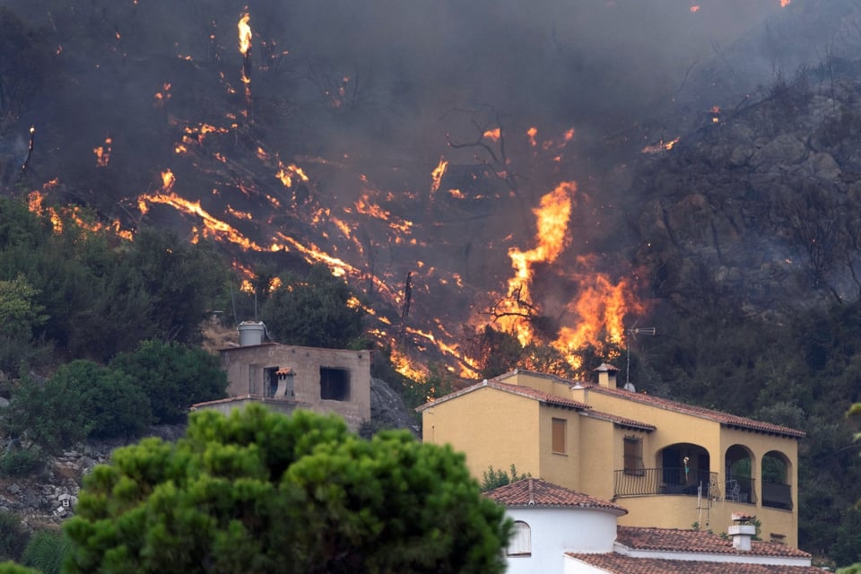Washington declara emergencia por incendios cerca de Spokane: cientos de edificios destruidos