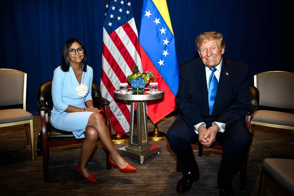 Delcy llega hasta Trump, María Corina no logra llegar a Venezuela: ¿qué pasó con la transición?