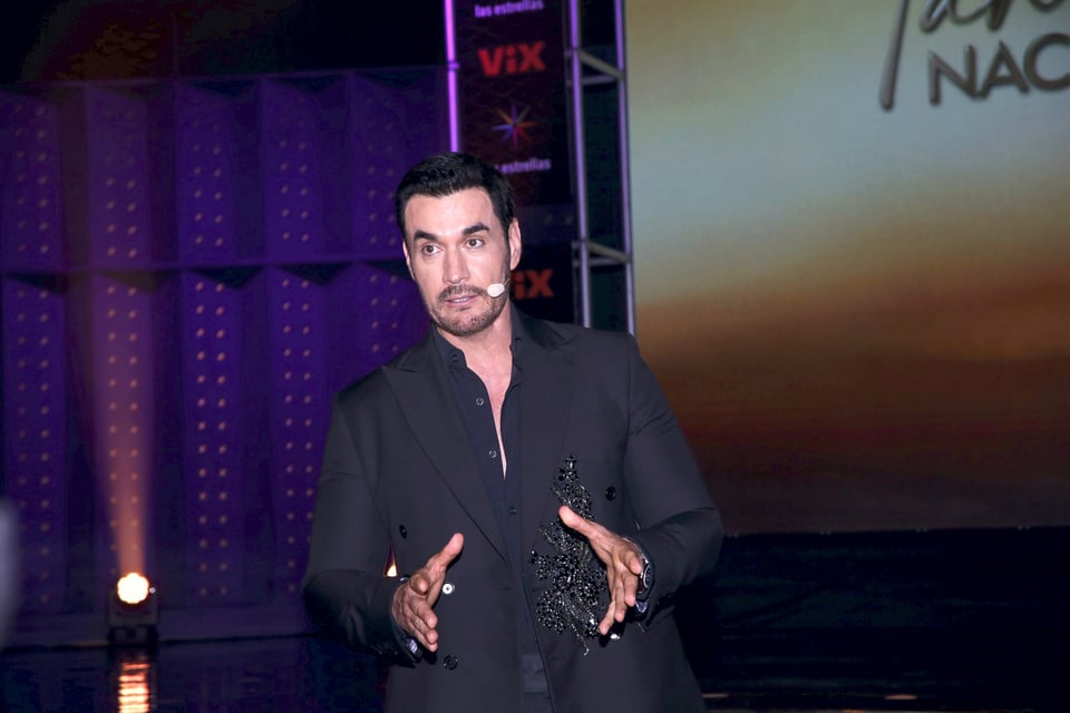 Pedro Sola Outs David Zepeda, Who May Sue