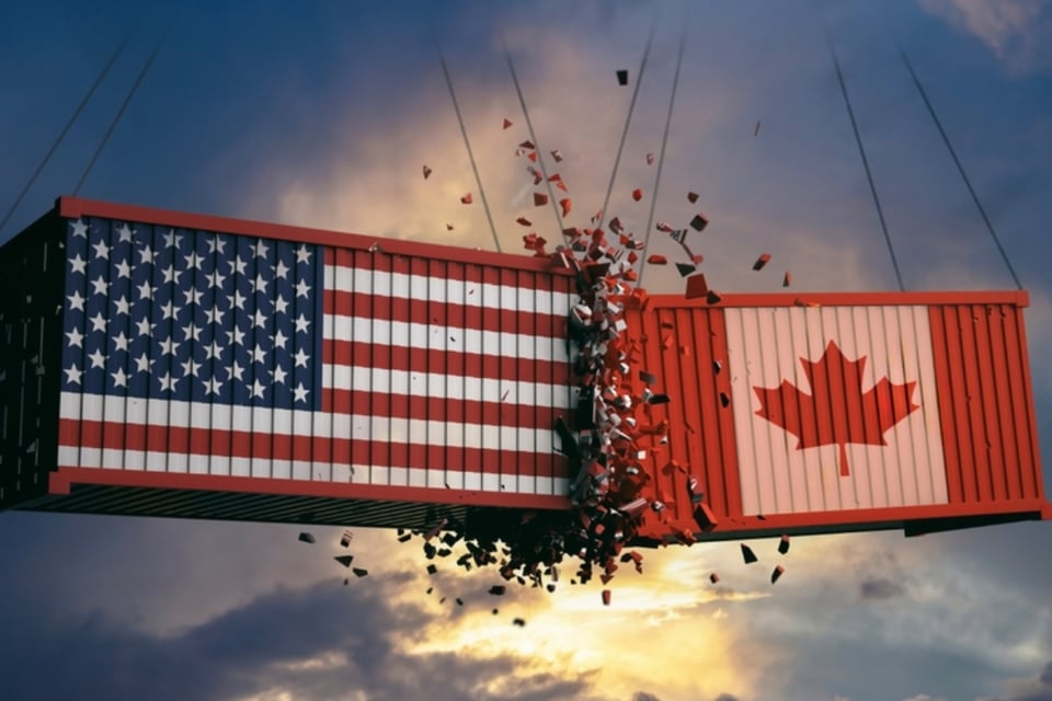 Trump Escalates US-Canada Trade War With $50 Billion Contract Ban