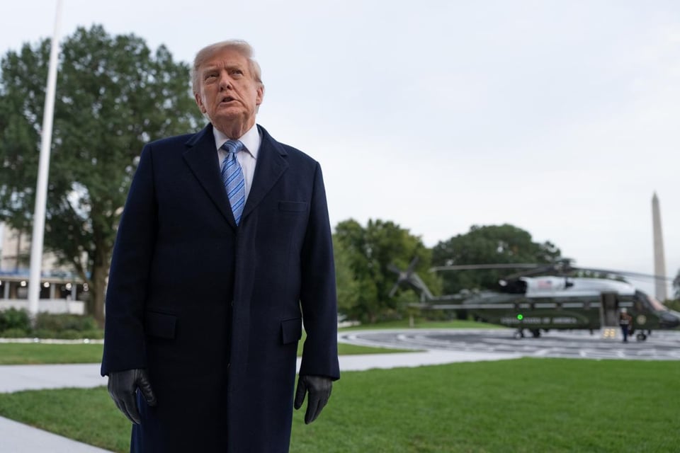 Juez frena a Trump y restablece acceso de CNN, MS NOW y Politico
