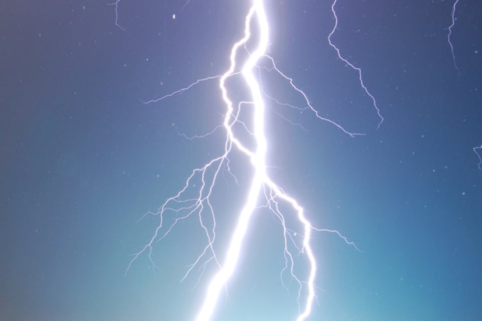 Man Survives Direct Lightning Strike in Staten Island, New York