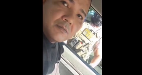“¡NO TE RESISTAS!”: Venezolano es arrestado por ICE ante los gritos de su esposa y su bebé
