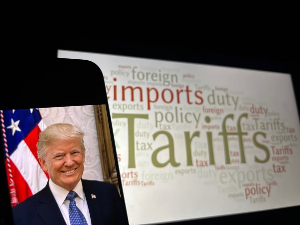 Trump amenaza a Europa con aranceles si Canadá se acerca más a la UE