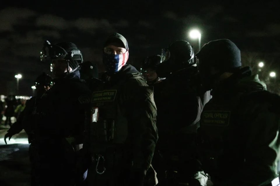 ICE retomó las paradas de vehículos con cámaras: la vigilancia también enfrenta cuestionamientos