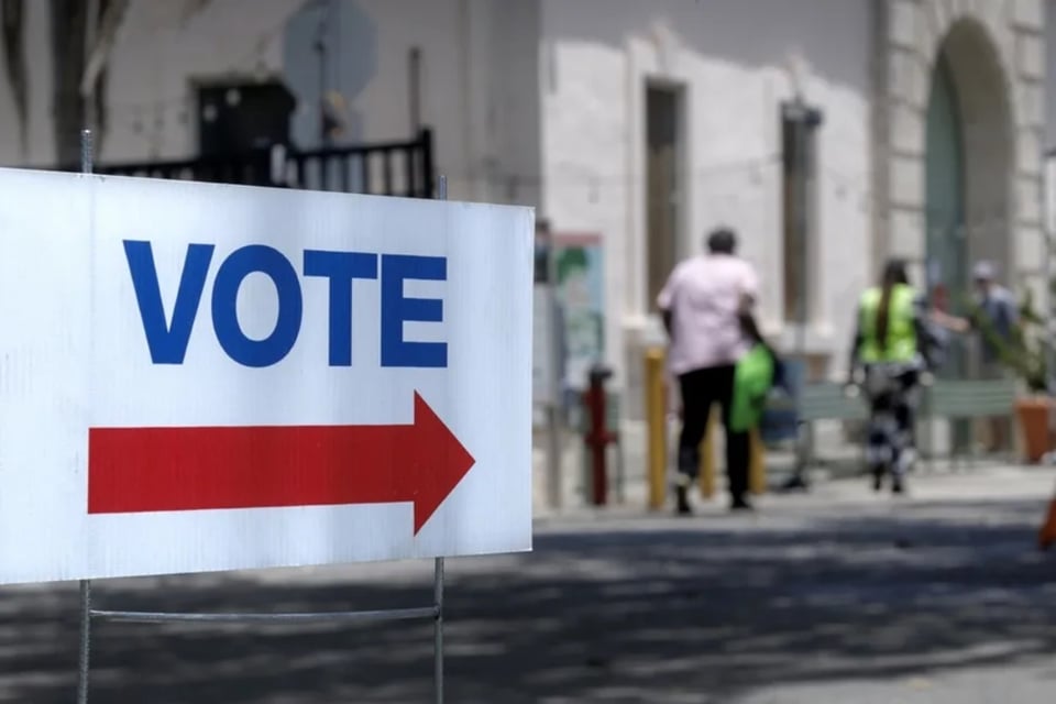Ocho candidatas pueden romper barreras en las elecciones de EEUU: de la primera gobernadora indígena a la primera latina en Texas