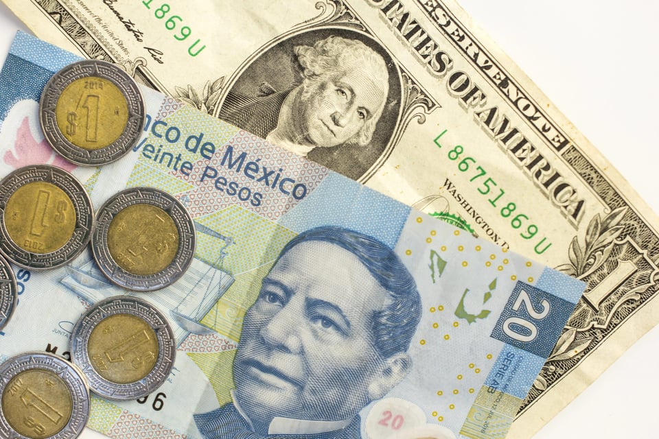 El dólar sube en México a nivel más alto desde noviembre de 2025