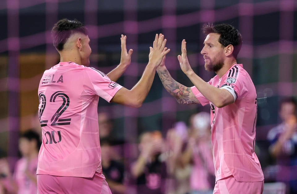 Messi y Suárez marcan doblete e Inter Miami golea 4-0 a D.C. United