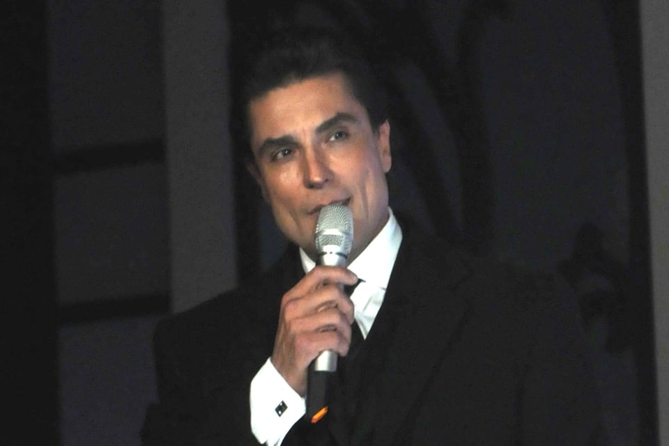 Osvaldo Ríos de luto por la muerte del actor y director Dean Zayas