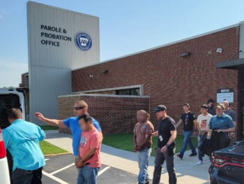 REPORTAN DETENCIÓN DE MIGRANTES
