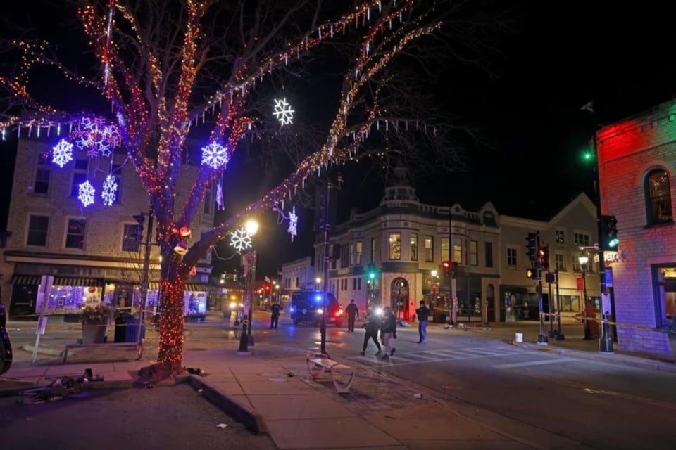 Arrestan a sospechoso que ocasionó tragedia en desfile de Wisconsin