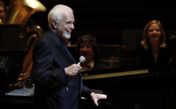Muere pianista Peter Nero: "A la mitad del camino"