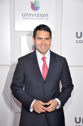 Anuncian regreso exintegrante Telemundo