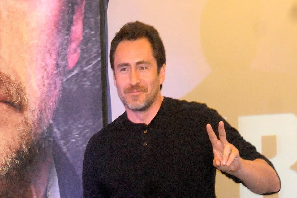 Demian, Bichir, sign, actor, mundonow