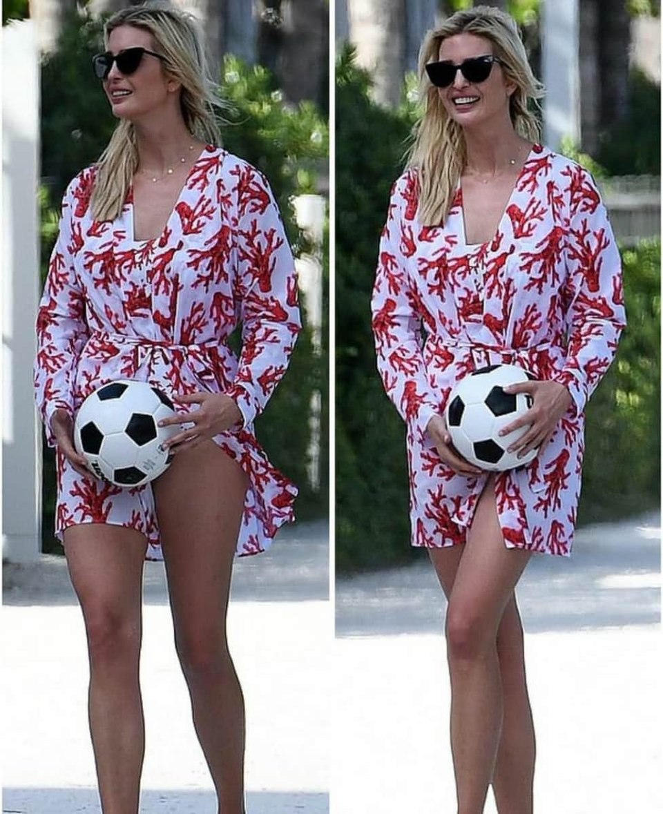 Ivanka Trump appears in a patterned swimsuit and leaves many Donald Trump's daughter breathless