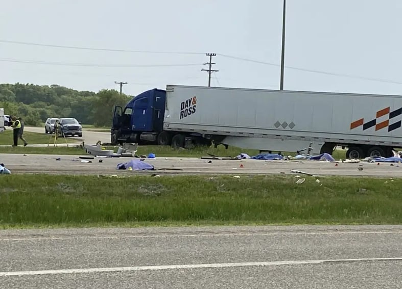 Accidente autobús Canadá: "La gente está buscando a sus familiares"