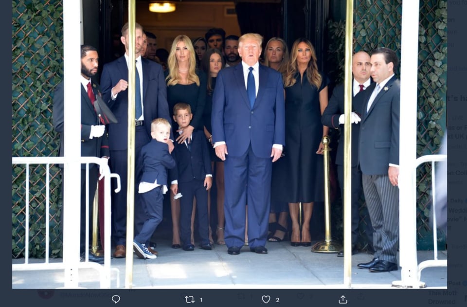 DESPIDEN A IVANA TRUMP