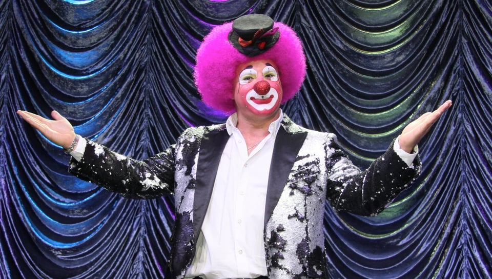 ¡Totalmente devastado! Platanito Show de luto por cercana pérdida