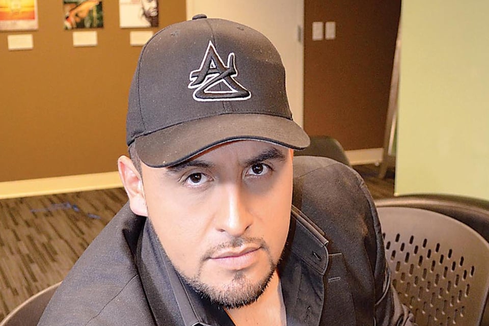 Juan Rivera le manda un mensaje reflexivo a su esposa y los fans se preocupan; ¿Se está despidiendo?
