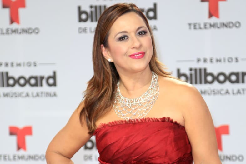Neida Sandoval shares an emotional message for her husband 1 year after his death
