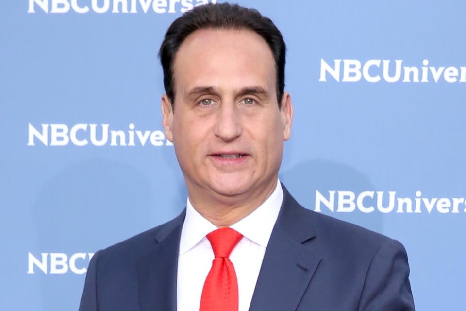 Tras dejar Noticieros Telemundo le hacen cirugía a José Díaz-Balart (FOTO)