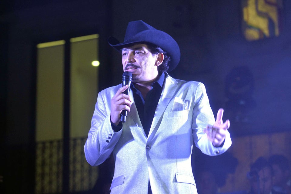 Juan Osorio responde sí es padre de Emilio