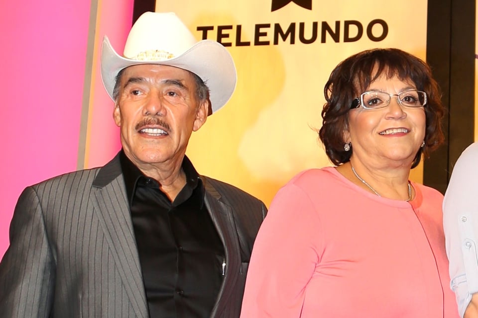 Señora Rosa se le va con todo a Juanita Ahumada, esposa de su ex Pedro Rivera