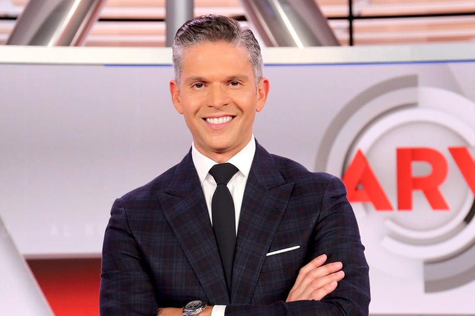 Rodner Figueroa sale de Telemundo y «Al Rojo Vivo»