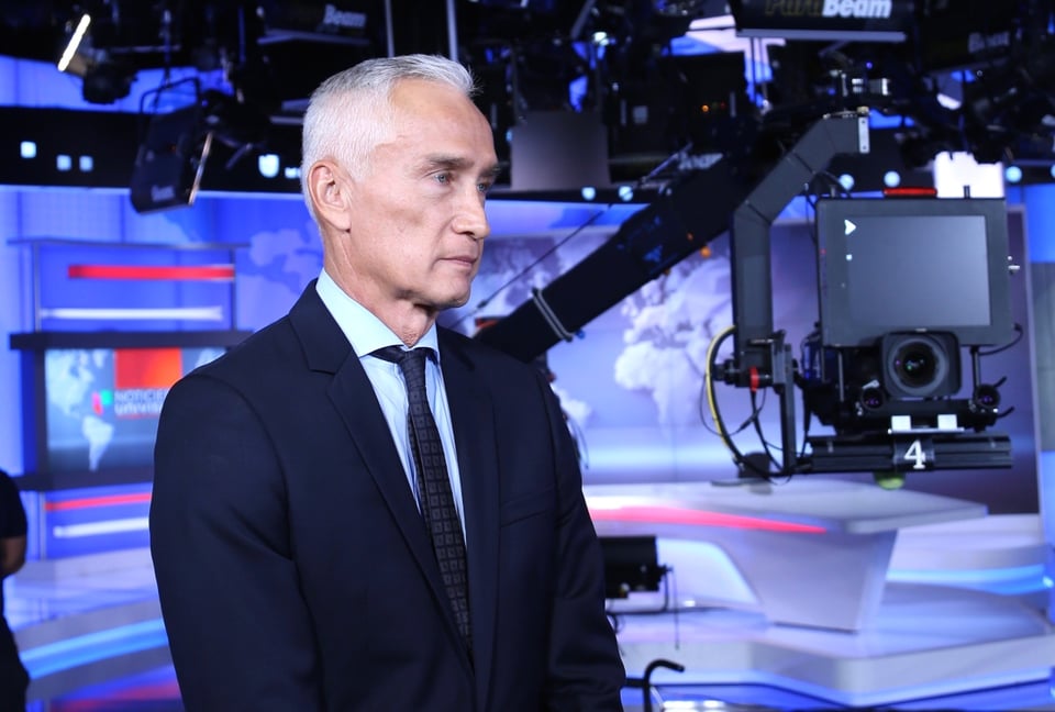 Reportera sorprende por lo qué hace en Ucrania y deja ‘humillado’ al periodista Jorge Ramos (VIDEO)