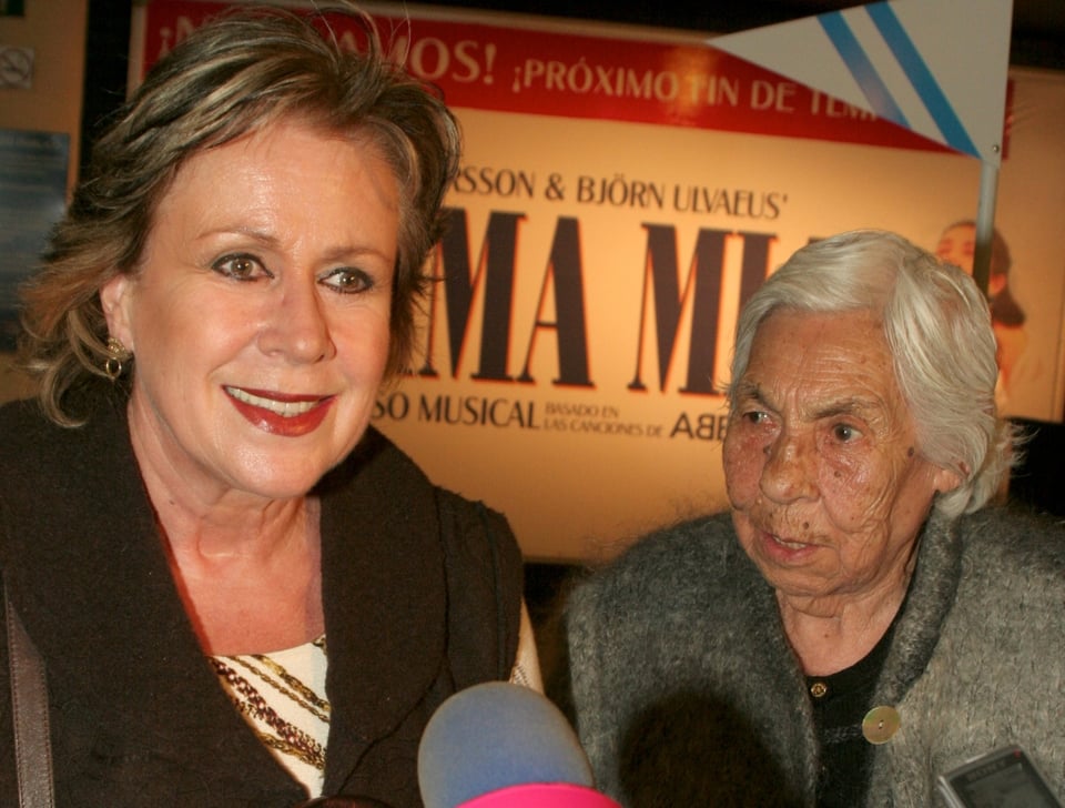 Laura Zapata relación Thalía