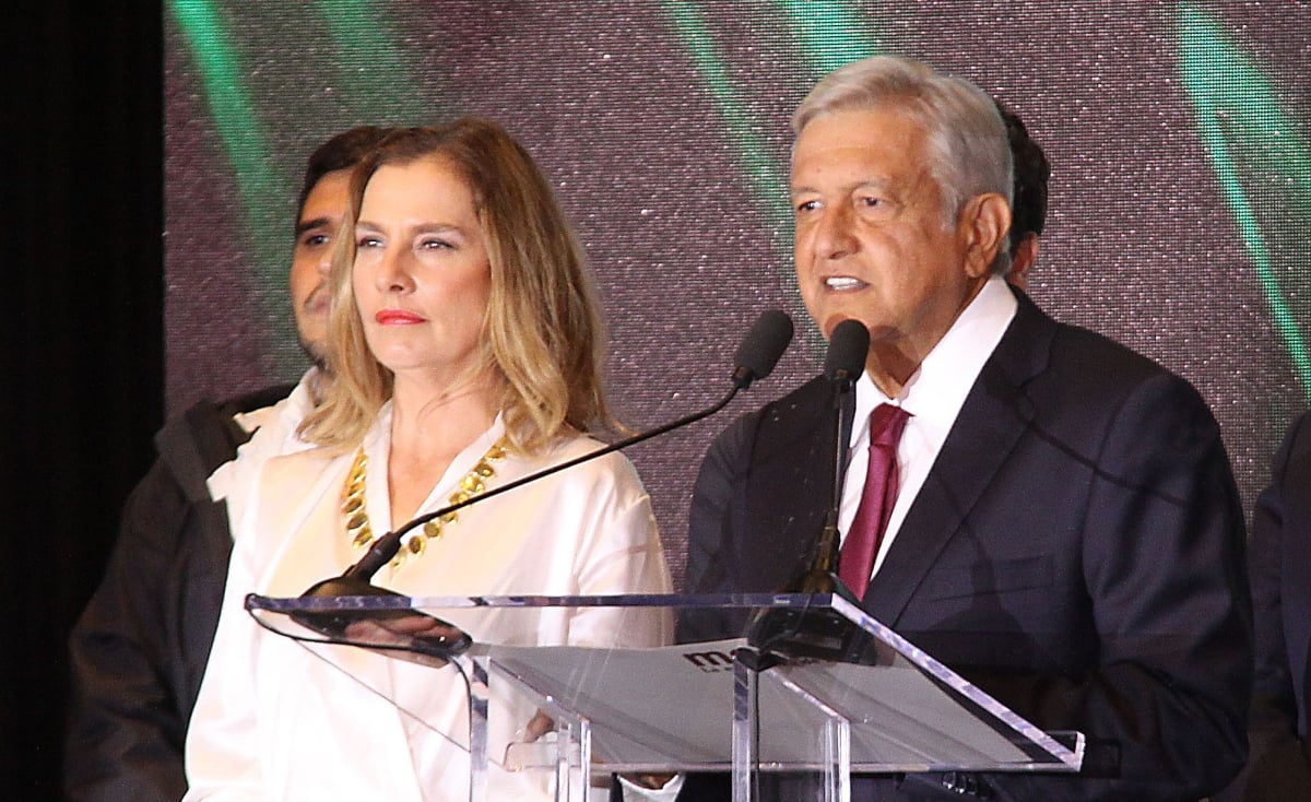 ¿Hace el ridículo? Dan ‘veredicto’ de la ropa que usó la esposa de AMLO, Beatriz Gutiérrez Muëller