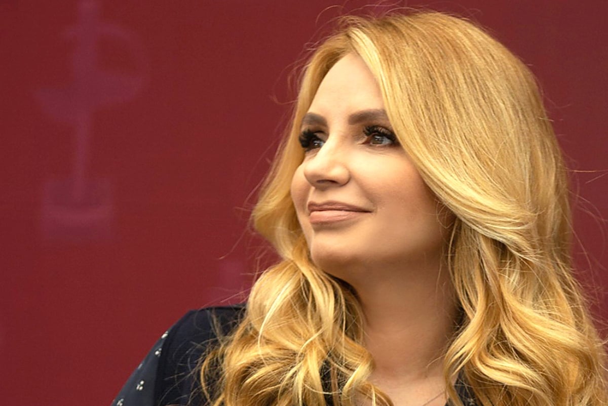 Reaparece Angélica Rivera en foto de Navidad y acompañada de quien menos se esperaba (FOTO)