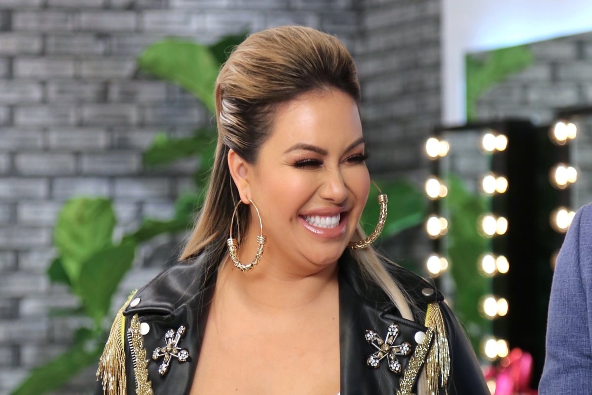 Chiquis Rivera toma la Comunión en la Iglesia Católica, ¿Lo hizo por su novio?