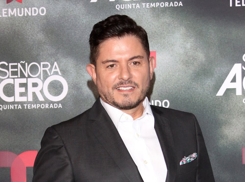 Ernesto Laguardia sufre terrible accidente durante la grabación de una novela