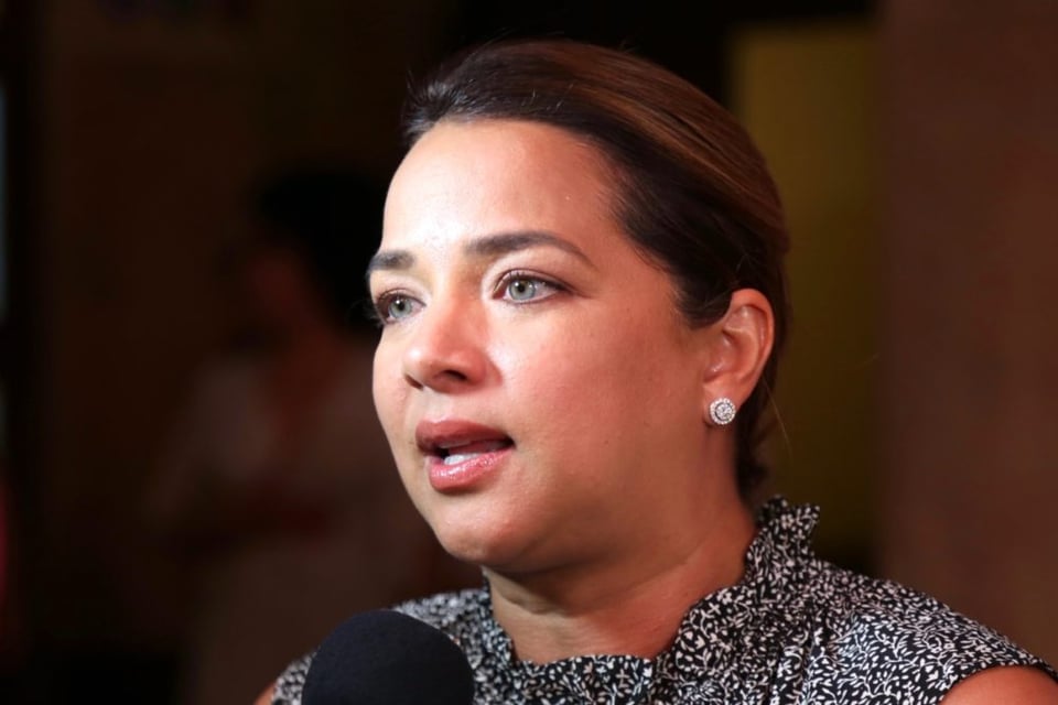 Adamari López impacta con nuevo look en Así se baila