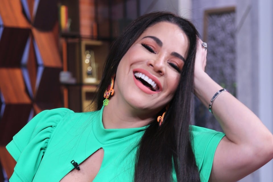 ¿Lo amenaza? Carolina ‘La Veneno’ Sandoval responsabiliza a su marido Nick Hernández si algo le pasa a su mamá (VIDEO) featured image