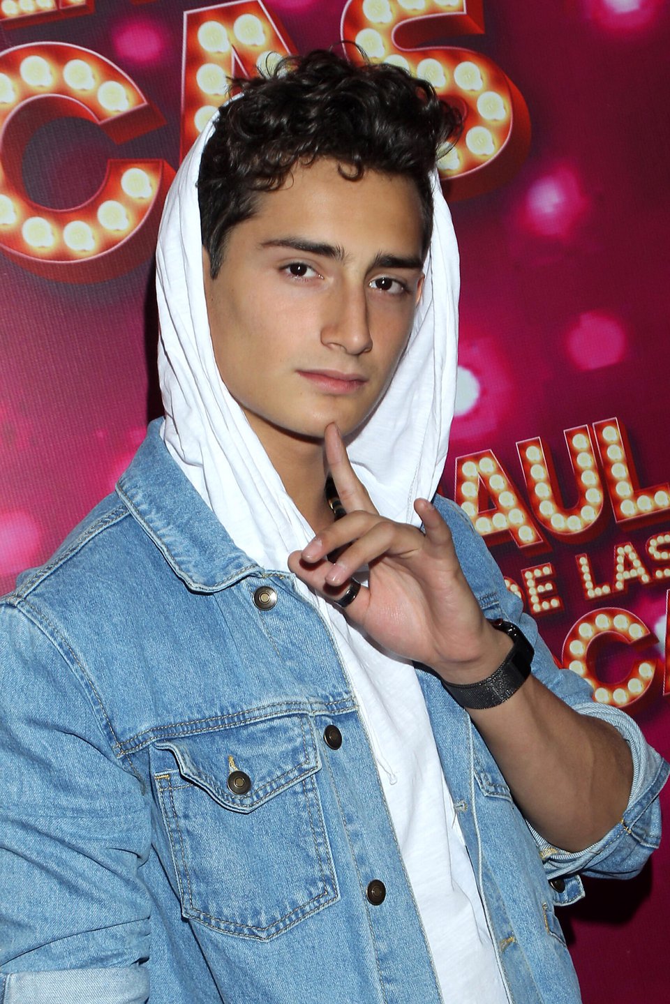 La novia de Emilio Osorio niega tener una relación