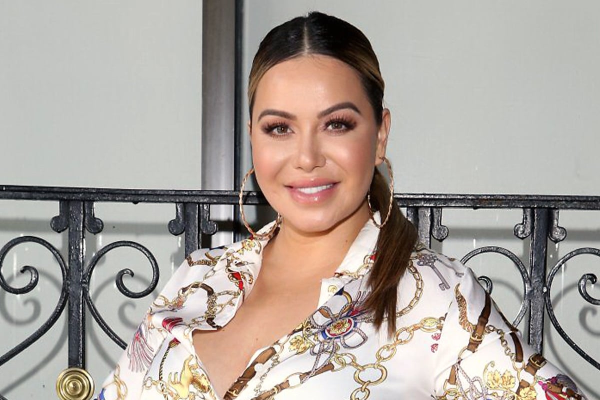 ¡Y no hizo nada! Chiquis Rivera graba tremenda trifulca en plena frontera y graba todo (VIDEO)