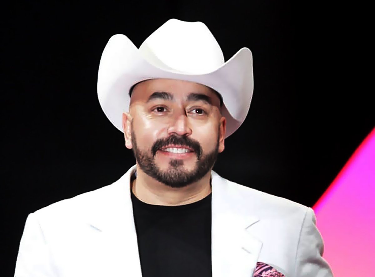 Hija de Lupillo Rivera enciende las redes apareciendo en diminuto traje de baño (VIDEO)
