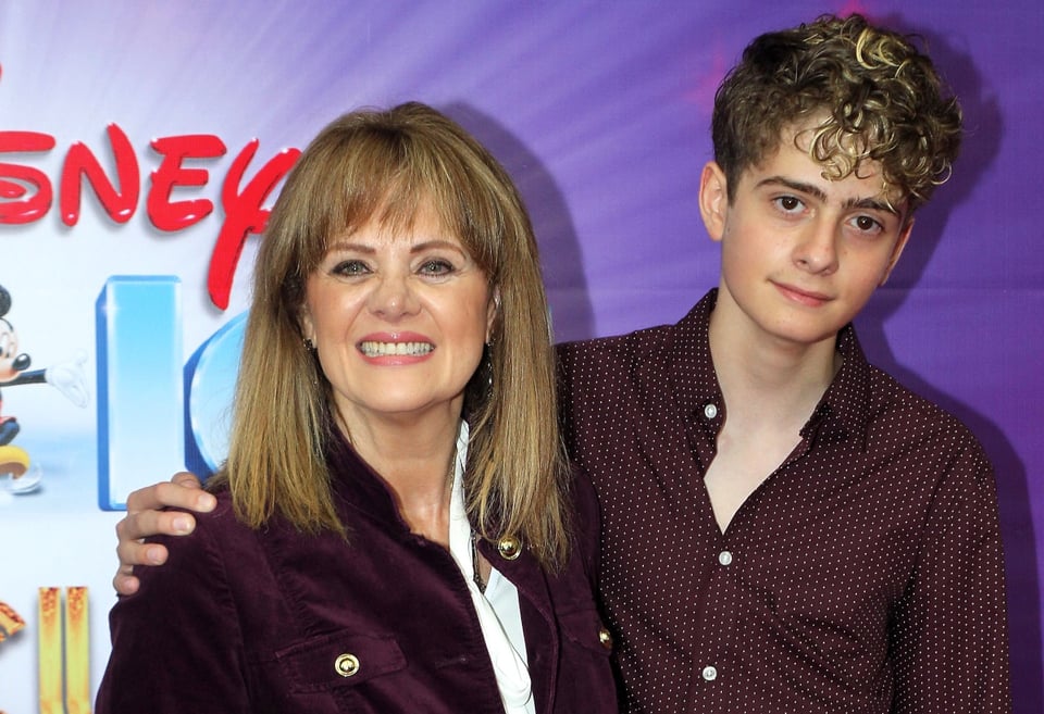 Ex conductor de ‘Hoy’ llena de críticas al hijo de Erika Buenfil por supuesto romance con actriz de Tv Azteca