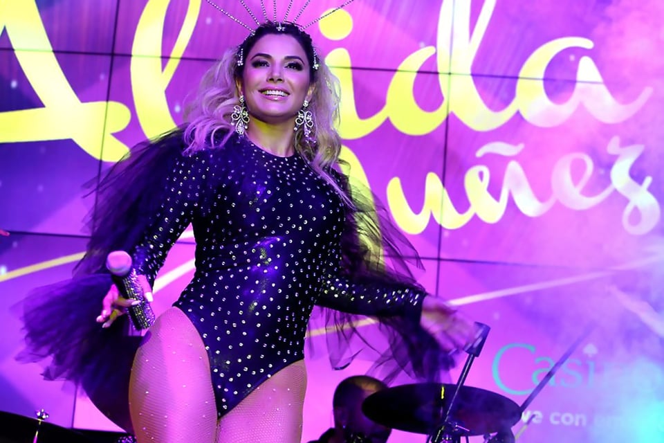 Aleida Núñez presume a su millonario novio (FOTOS)