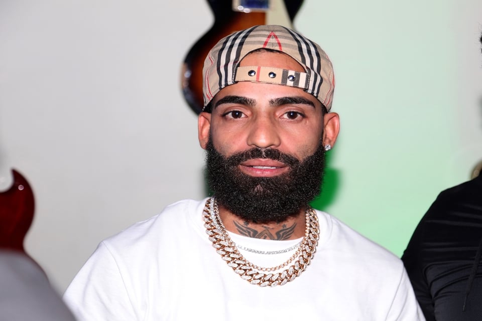 Cantante Arcángel devastado tras trágica muerte en su familia featured image