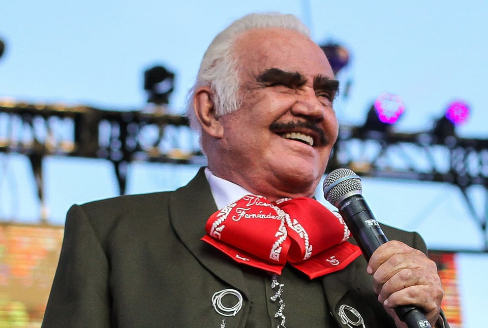 Doña Cuquita reacciona a las infidelidades de Vicente Fernández featured image