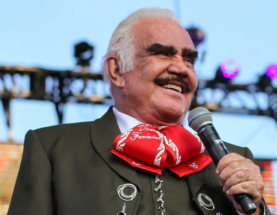 Dan inesperado informe de Vicente Fernández (FOTO)