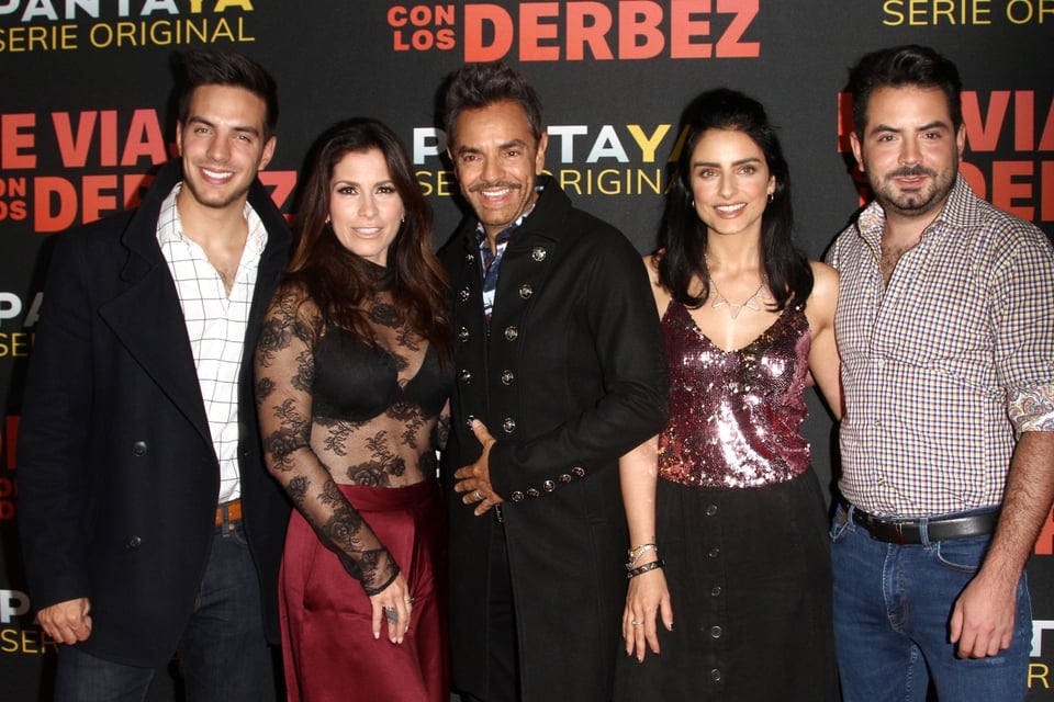 En unas fotos, Aislinn Derbez comparte cómo va la recuperación de Eugenio Derbez tras accidente (FOTOS)