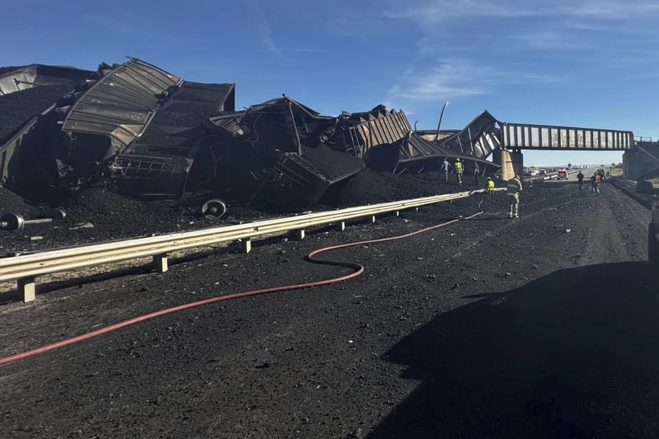 Descarrilamiento de tren, Tragedia en Colorado, Accidente ferroviario, Muerte del conductor de camión, MundoNOW