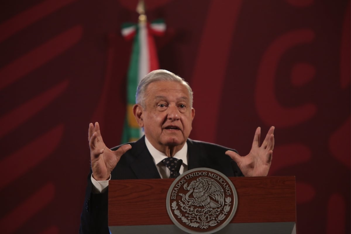 AMLO lanza advertencia a los que 'ataquen' a indocumentados
